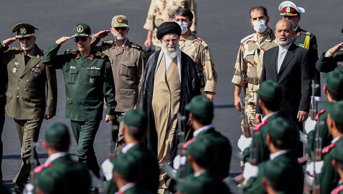 انقسامات نظامی در ایران: واقعیت یا جنگ روانی؟