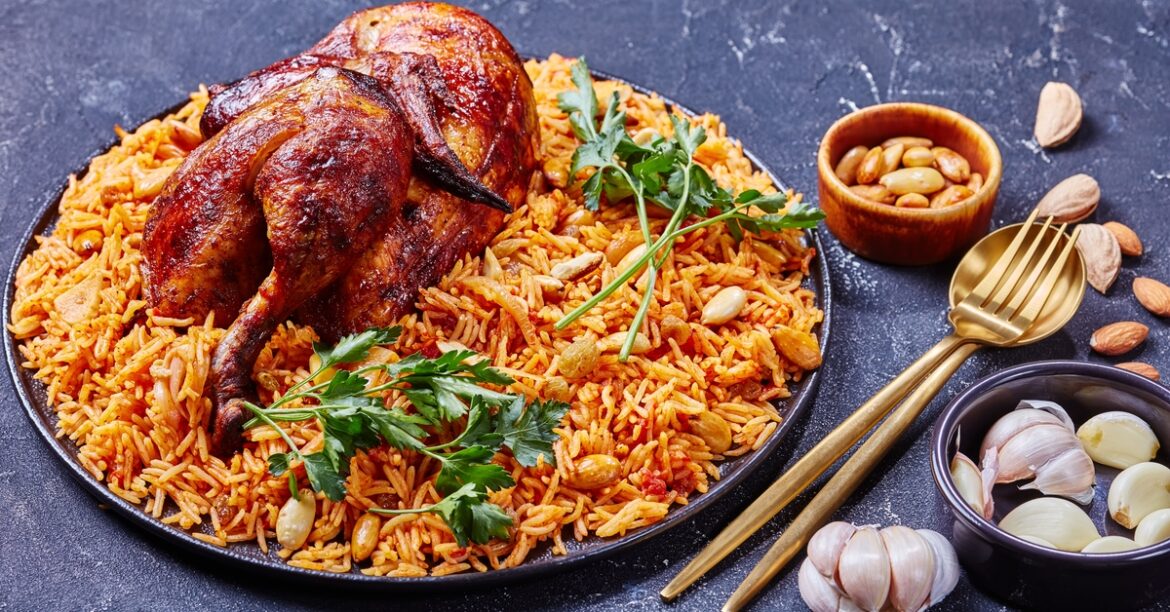 معروف‌ ترین غذای عربی در خاورمیانه: پادشاه سفره‌ ها