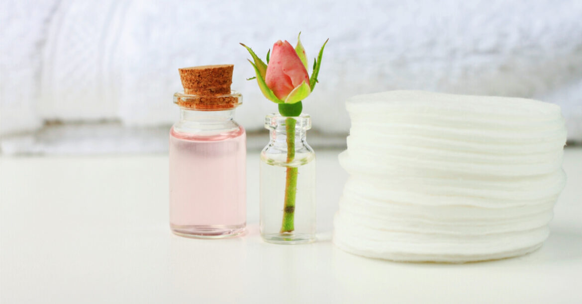 گلاب و زعفران برای پوست؛ راز درخشش طبیعی زنان ایرانی