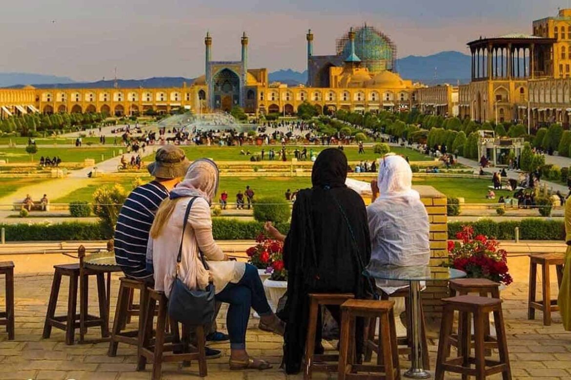 مکان‌های گردشگری عجیب در ایران که باورت نمی‌شود واقعی باشند!
