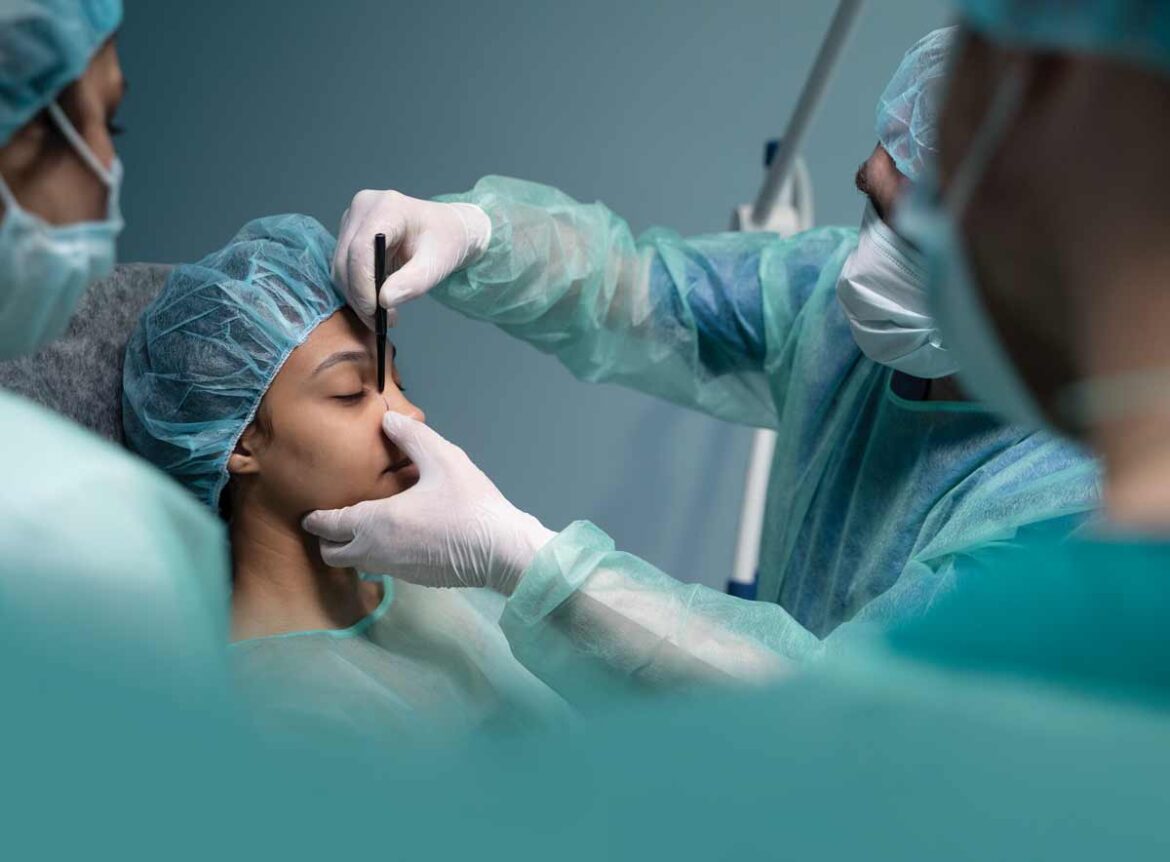 قیمت عمل‌ های زیبایی در ایران ۱۴۰۴؛ راهنمایی کامل برای زیبایی با هزینه‌ای مناسب