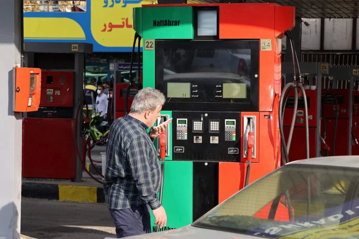 کارت سوخت در ایران: ابزاری نوین برای فشار در موسم زیارت اربعین