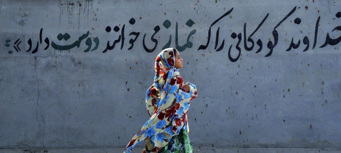 افزایش میزان خشونت خانگی در ایران | آمار و دلایل ۲۰۲۵