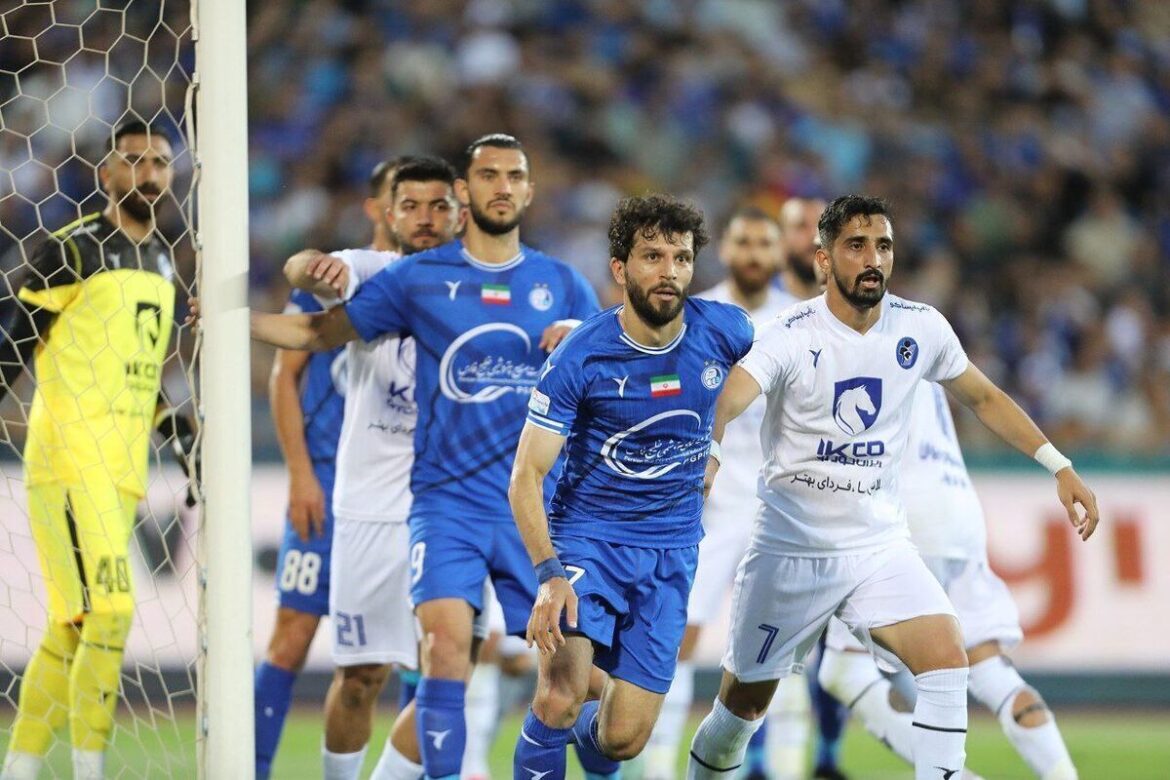 بازی استقلال پیکان: یک نبرد سخت و فرصتی برای فرار از بحران