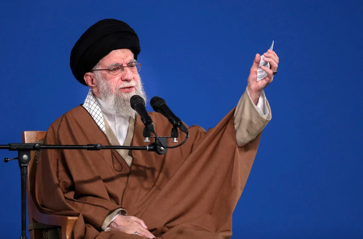 ذخیره‌سازی غذا در ایران؛ هشدار خامنه‌ای و شکست نظام