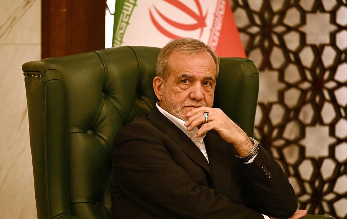 افزایش قیمت بنزین در ایران در ۲۳ اکتبر؛ تصمیمی پر رمز و راز