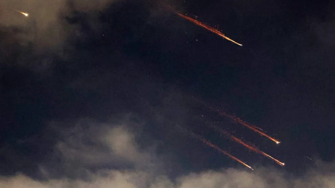 شکستن دیوار صوتی در آسمان عراق…مدافعان منطقه کجا هستند؟