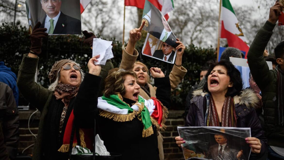 حمایت جهانی از اعتراضات مردمی در ایران؛ هشدار به حکومت