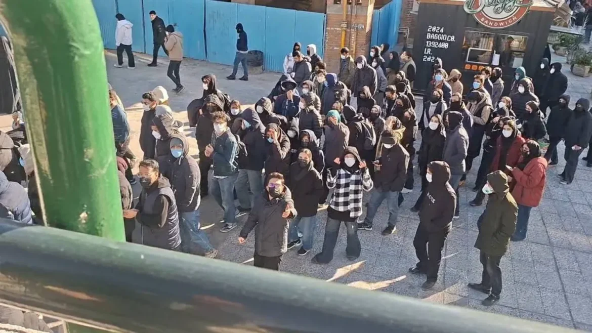 فروپاشی اقتصاد ایران… خطری که بقای رژیم را تهدید می‌کند