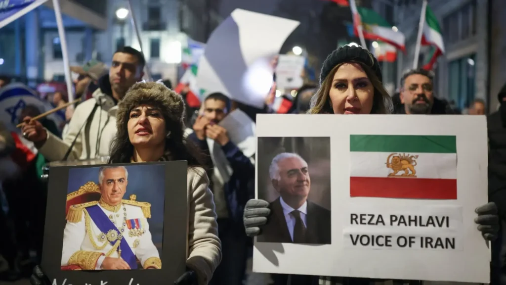 جایگاه سخنرانی‌های رضا پهلوی 