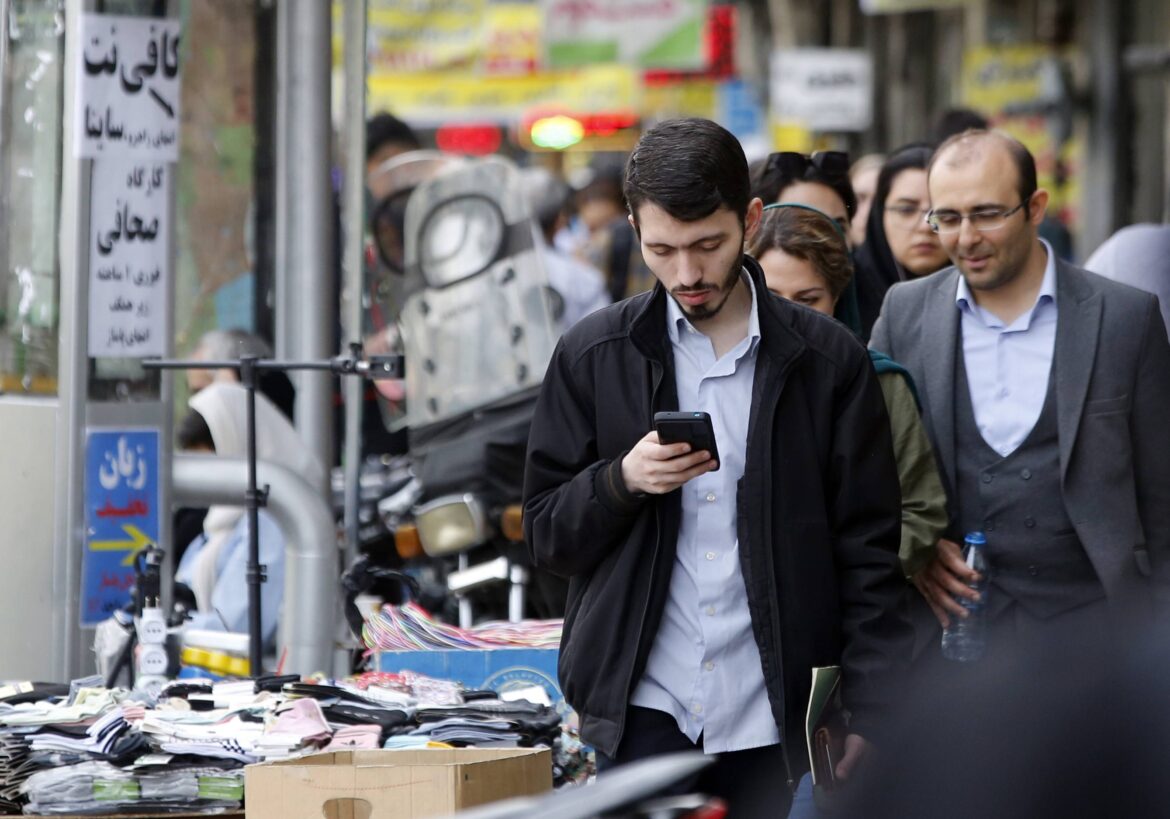 نگاهی تحلیلی به وضعیت فعالان مدنی در ایران