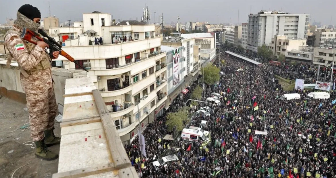 یورش به خانه‌های جان‌باختگان اعتراضات در ایران؛ سرکوبی بی‌حد