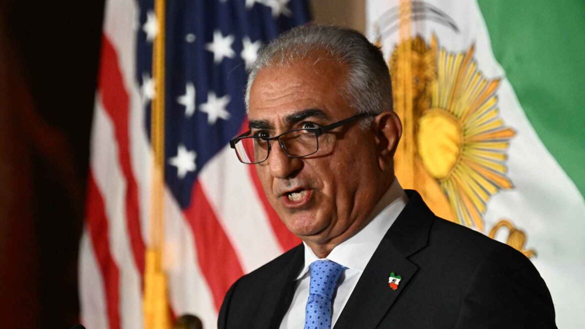 بازخوانی یک رویداد معنادار در ارتباط با حامیان شاه در کانادا