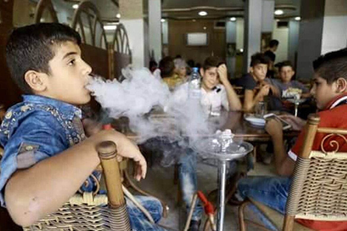 درصد سیگار کشیدن کودکان در ایران؛ آمارهای نگران‌کننده