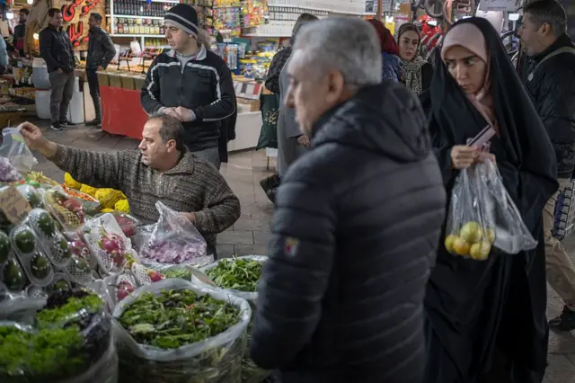 عوامل کلیدی در بحران اقتصادی ایران