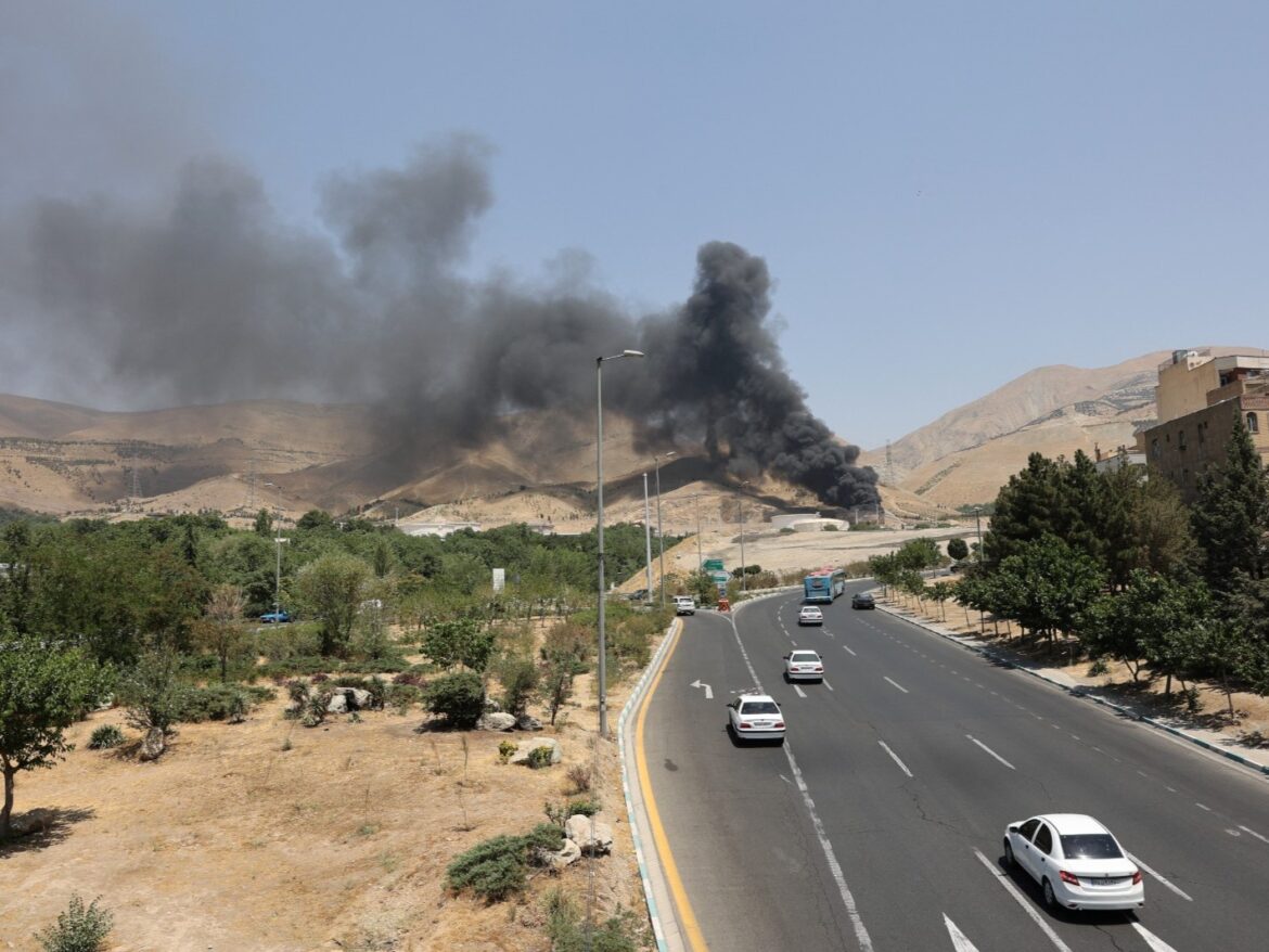 جنگ ایران و آمریکا؛ تشدید حملات و خسارات اقتصادی