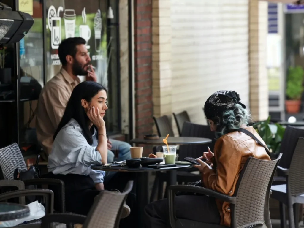 کافه‌ها در ایران؛ رکود اقتصادی و بحران فزاینده بیکاری