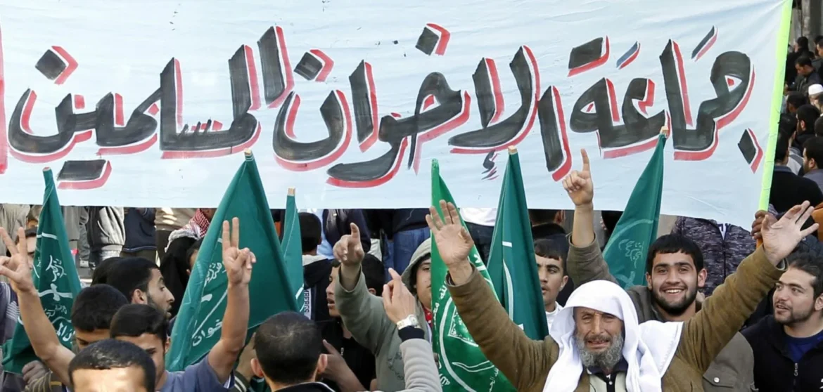 اتحاد سپاه پاسداران با اخوان‌المسلمین ، تا كي ؟