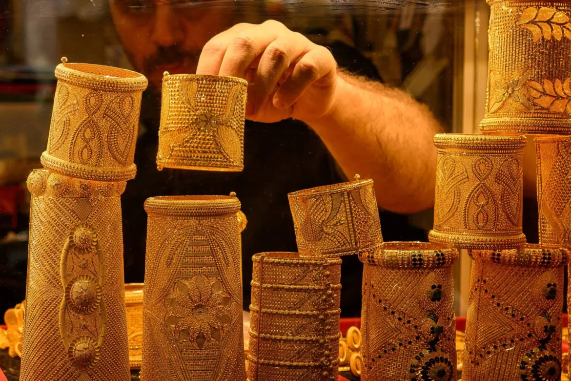 قیمت طلای ۱۸ عیار؛ افزایش تازه در بازار ناآرام ایران