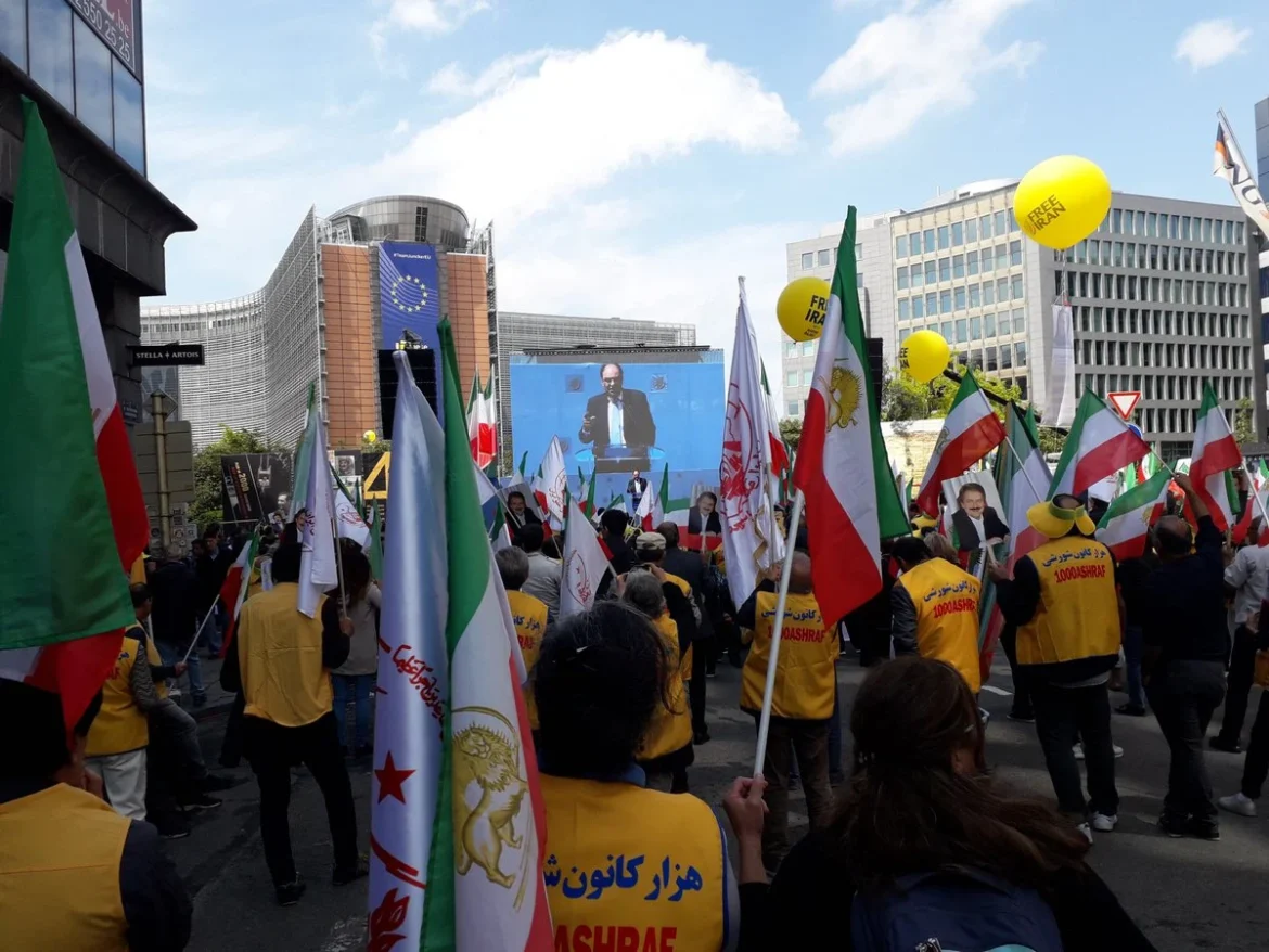 تعداد مهاجران خارج از ایران؛ میراثی که انقلاب بر جا گذاشت