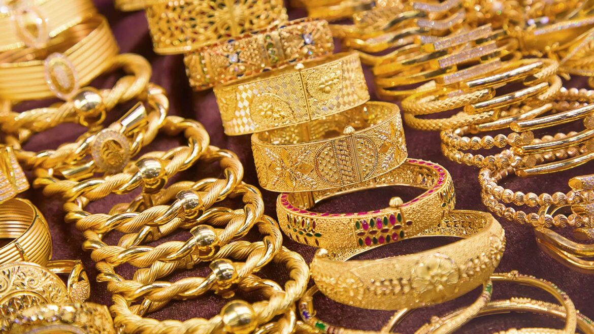 قیمت طلای ۱۸ عیار در ایران و رکود بر بازار سایه انداخته است