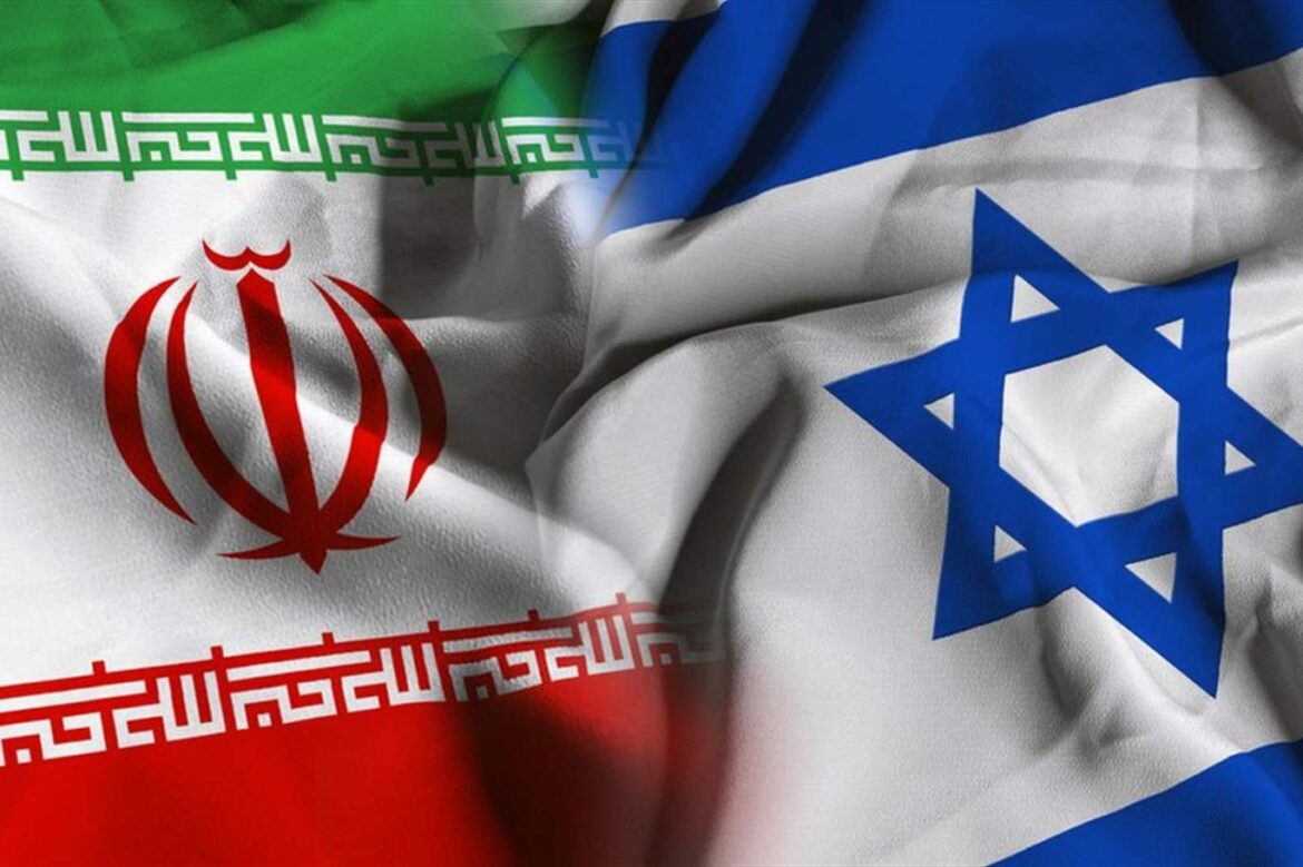 تغییر حکومت در ایران؛ آیا جمهوری اسلامی به نقطه ضعف رسیده؟